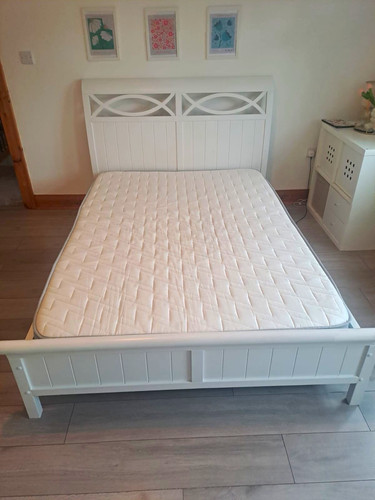 White painted wood double - white,