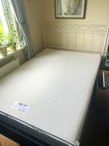 White metal double bed frame - white,